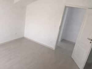 Oportunitate investitie imobiliara: etaj intreg cu 3 apartamente - Comision 0% — miniatura 2