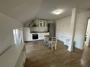 Oportunitate investitie imobiliara: etaj intreg cu 3 apartamente - Comision 0% — miniatura 5