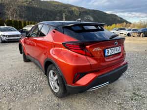 Toyota chr facelift avariat — miniatura 3