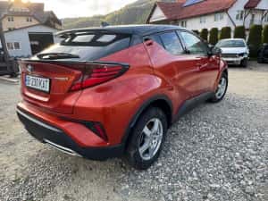 Toyota chr facelift avariat — miniatura 4
