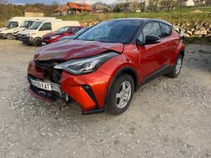 Toyota chr facelift avariat — miniatura 10