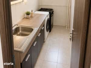 Garsoniera moderna la metrou 1 decembrie prevederii bloc mixt — miniatura 4