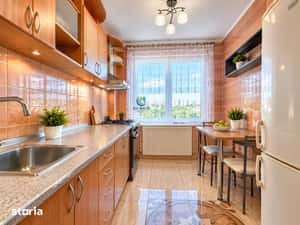 Vanzare apartement 2 camere decomandat, Sector 3, mob,utilat — miniatura 5