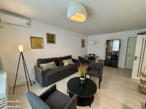 2 Camere | Calea Victoriei - Ateneu | Disponibil 1 August