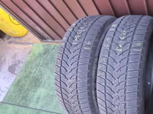 235 60 18 Dunlop m+s — miniatura 4