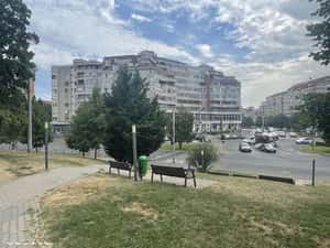 Apartament 3 camere Bld. Dacia, Jurnalul Bihorean vis-a-vis de școală — miniatura 2
