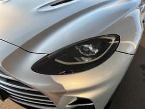 Aston Martin DBX SUV 707 cp, 7.500 km, 2025 — miniatura 6