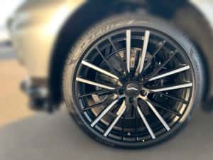 Aston Martin DBX SUV 707 cp, 7.500 km, 2025 — miniatura 7