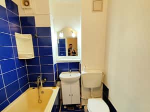 Închiriez apartament cu o cameră aproape de Iulius Mall — miniatura 5