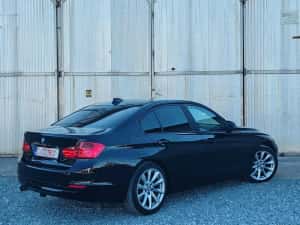 BMW F30 2.0d automat 2013 — miniatura 4