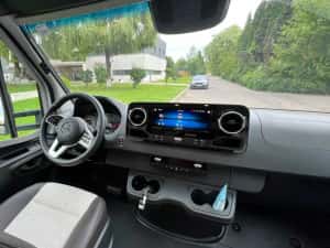 Inchiriere autorulota Weinsberg Mercedes automata, model 2023, 4 locuri, AC, solar — miniatura 5