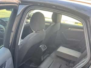 Audi a 4 b8 2 litri  diesel 170 cp  avariat conform pozelor masina porneste merge pe orice distanta ! Inmatriculat  ro impozit platit ! — miniatura 6