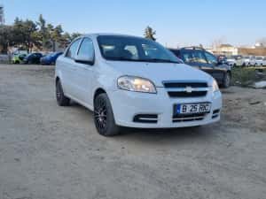 Chevrolet Aveo benzina 2011 — miniatura 1