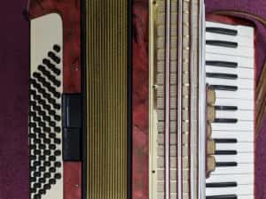 Acordeon Hohner Concerto 3 cu 72 de basi — miniatura 3