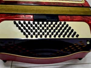 Acordeon Hohner Concerto 3 cu 72 de basi — miniatura 5
