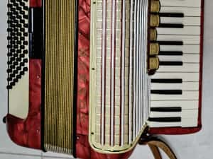 Acordeon Hohner Concerto 3 cu 72 de basi — miniatura 6