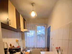 Vand apartament o camera Centru — miniatura 6