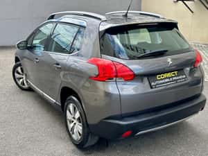 Peugeot 2008 Automată 110 HP Benzină — miniatura 6