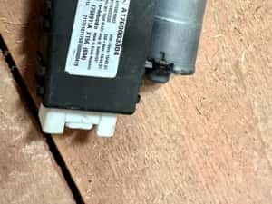 motor electric trapa Mercedes CLA GLA ML GLE A Class — miniatura 2