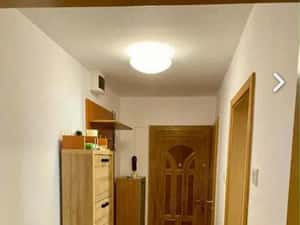Proprietar inchiriez apartament 2 camere semidecomandat — miniatura 3