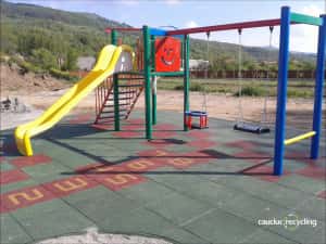 PRODUCATOR dale pavaj bordura puzzle cauciuc - Experienta 15 ani — miniatura 3