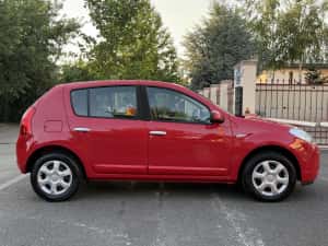 Dacia Sandero Laureat 30.000Km 1.4 Benzina 75Cp Unic Proprietar — miniatura 6
