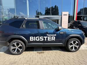 Dacia Bigster 2025 – SUV modern, benzină, cutie automată — miniatura 2