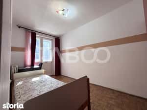 Apartament de vanzare cu 3 camere decomandate in Piata Abator — miniatura 4