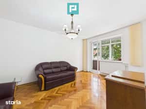 Apartament cu 3 camere decomandat, Str. Horia — miniatura 4