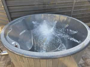 Ciubar XXL Sobă Interna Jacuzzi Aeromasaj Hidromasaj — miniatura 1