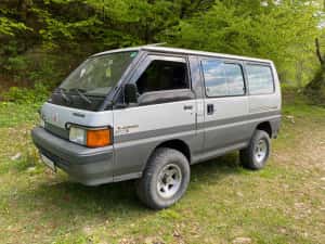 Mitsubishi L300 4x4 reductor vehicul istoric atestat raritate — miniatura 5