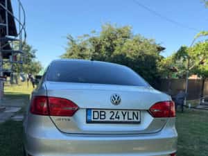 Volkswagen Jetta 2014 1.6 TDI Automata — miniatura 5