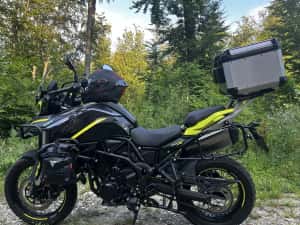 Benelli TRK 702X – 2400 km – FULL echipată Adventure — miniatura 8