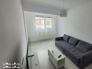 Ofer spre inchiriere ap 2 camere la 8 min de  metrou — miniatura 3