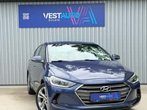 Hyundai Elantra 1.6 CRDi 7DCT Exclusive — miniatura 2