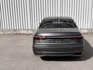 Audi A8 Hibrid 2023 - 26.475 km — miniatura 5