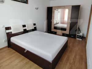 Apartament 2 camere decomandat, 57 mp cu parcare, zona Sub Cetate — miniatura 5