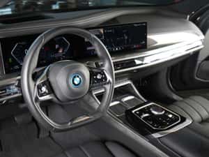 BMW 750 2024 - Plug-in Hybrid, 5.200 km — miniatura 5