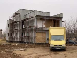 Izolatie Spuma Poliuretanica acoperiș si pod. Firma+Garanție 20 ani. — miniatura 5