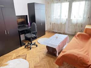 Apartament 2 camere, balcon, Araduluri Est — miniatura 2