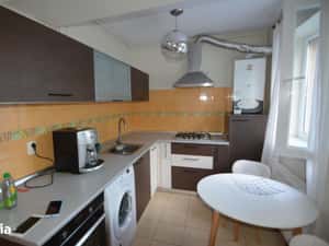 Direct proprietar Apartament 2 camere de închiriat 550 € negociabil — miniatura 4