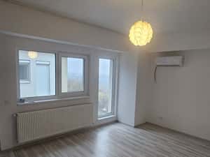 Apartament 2 camere Bloc Nou Craiovița — miniatura 4