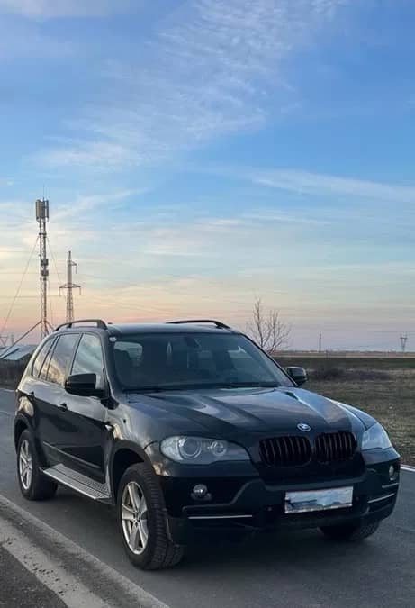 Vand BMW X5 xDrive 3.0 D, 7 LOCURI, fara accident, an 2008 — fotografie 1 din 10