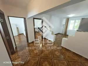 Apartament 4 camere etaj 2 — miniatura 2