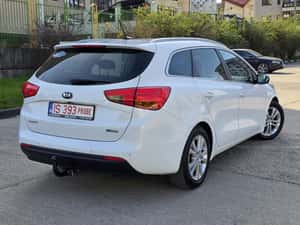 Kia Ceed 1.6 CRDi – economică, fiabilă și perfectă pentru muncă — miniatura 3