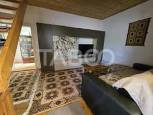 Casa spatioasa de vanzare teren 432 mp zona linistita - Lupeni Sibiu — miniatura 10
