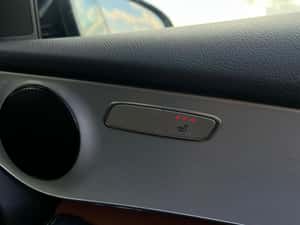 Mercedes-Benz GLC 200 Automată 320 HP Hibrid (B/E) — miniatura 4