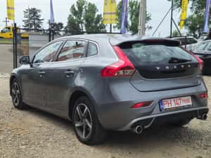 Volvo V40 2015 Diesel 7.000 EUR — miniatura 4