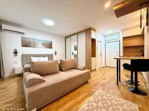 Garsoniera de inchiriat-vedere superba la lac- parcare inclusa-Lebada