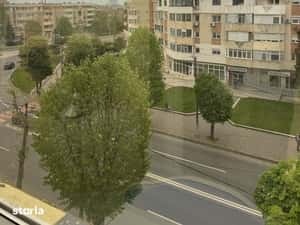 Apartament cu 3 camere confort 1 Zona SENS — miniatura 4